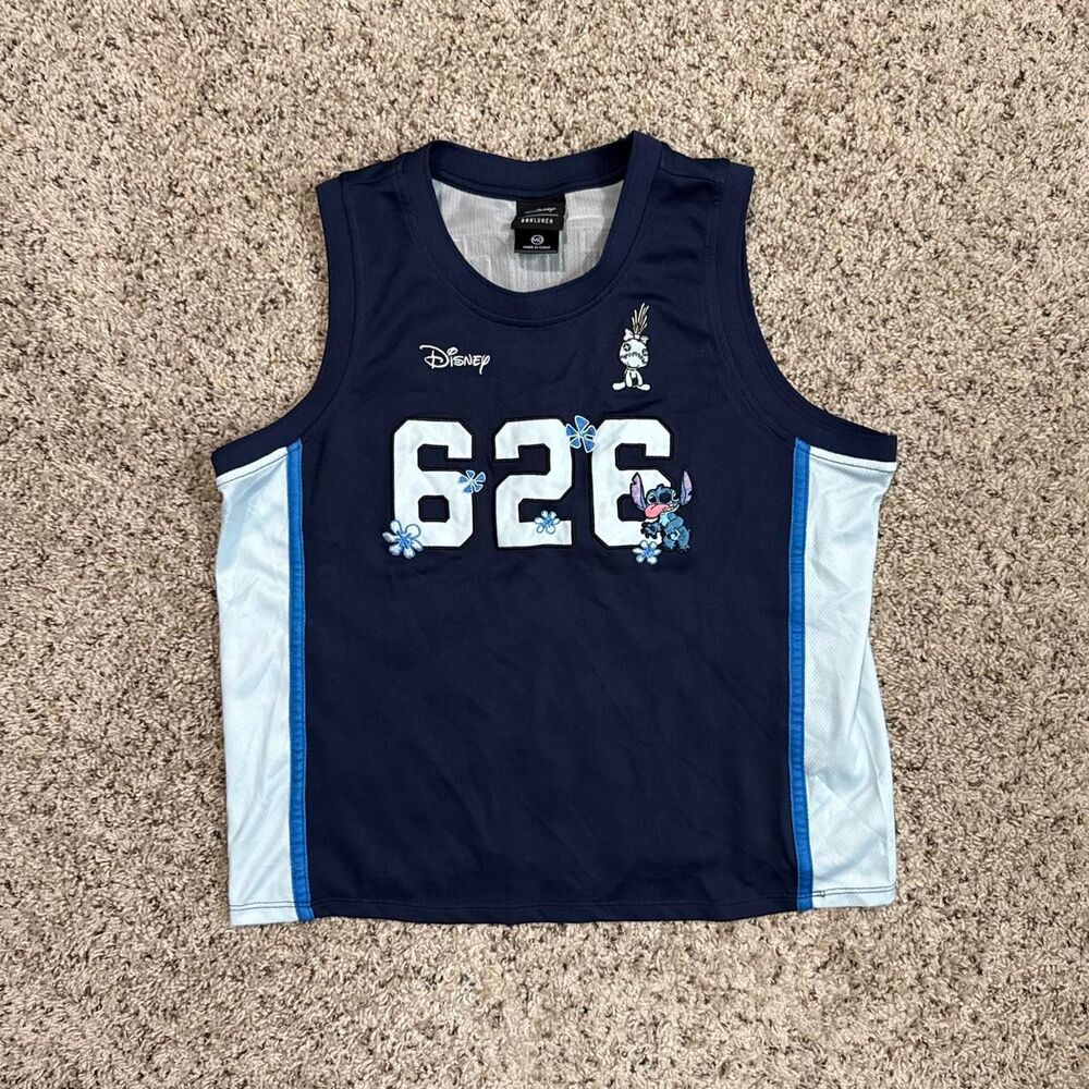 Disney Women's Blue and Navy Crop-top